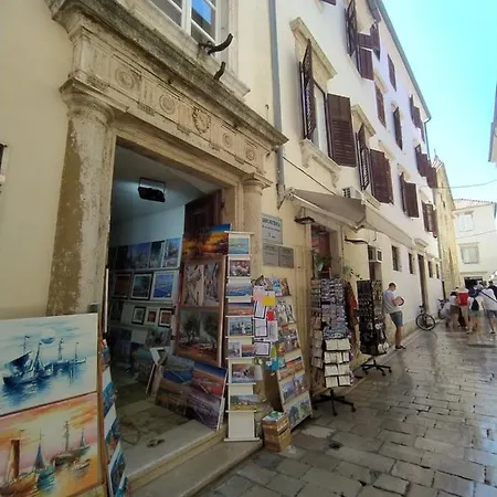 Antique - Center * Zadar