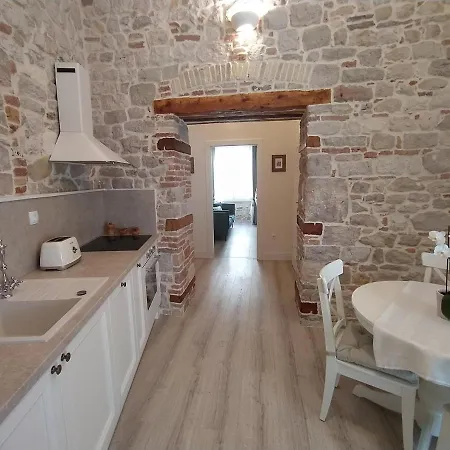 Antique - Center Zadar