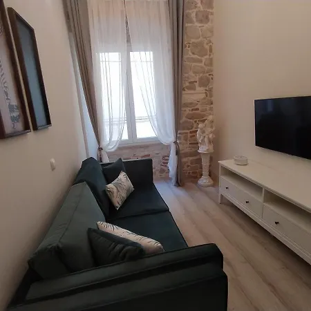 Antique - Center Apartment Zadar