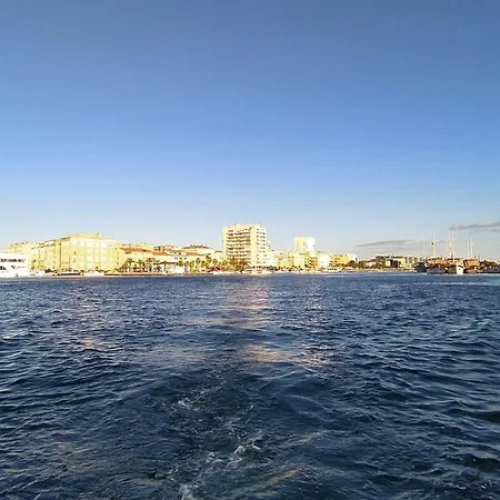 Antique - Center Apartmán *